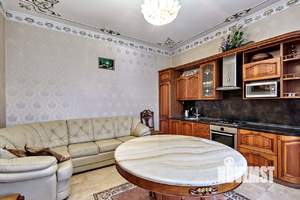 Дом 264м², 1-этажный, участок 8 сот.  