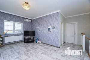 Дом 204м&sup2;, 2-этажный, участок 4 сот.  