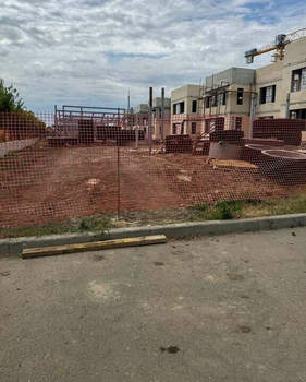 Дом 129м&sup2;, 3-этажный, участок 3 сот.  