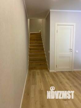 Коттедж 122м², 2-этажный, участок 122 сот.  