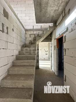 Дом 180м&sup2;, 2-этажный, участок 6 сот.  