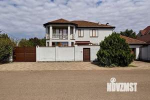 Дом 300м&sup2;, 2-этажный, участок 10 сот.  