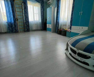 Дом 140м², 2-этажный, участок 4 сот.  