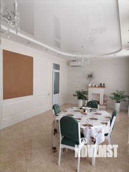 Дом 218м², 2-этажный, участок 12 сот.  