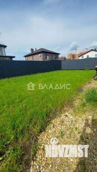 Дом 180м², 2-этажный, участок 6 сот.  