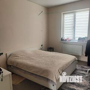 Дом 99м&sup2;, 2-этажный, участок 3 сот.  