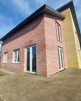 Дом 143м&sup2;, 2-этажный, участок 11 сот.  