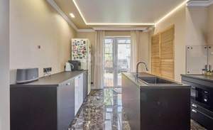 Дом 86м&sup2;, 2-этажный, участок 1 сот.  