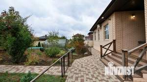 Дом 151м&sup2;, 1-этажный, участок 8 сот.  