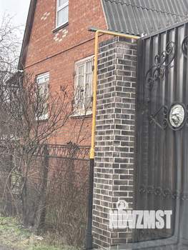 Дом 40м&sup2;, 2-этажный, участок 4 сот.  