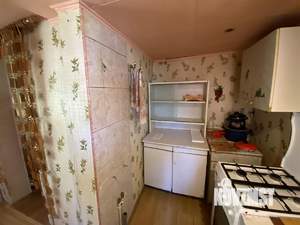 Дом 35м&sup2;, 2-этажный, участок 1 сот.  