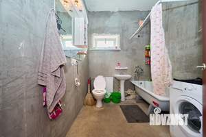 Дом 140м&sup2;, 2-этажный, участок 4 сот.  