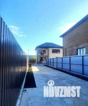 Дом 180м&sup2;, 2-этажный, участок 6 сот.  