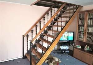 Дом 246м&sup2;, 2-этажный, участок 8 сот.  