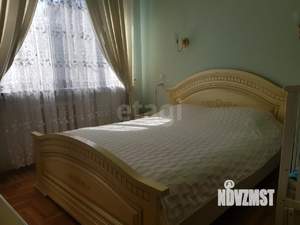 Дом 128м&sup2;, 2-этажный, участок 3 сот.  