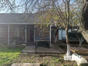 Дом 60м&sup2;, 2-этажный, участок 6 сот.  