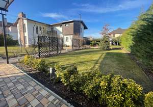 Дом 356м&sup2;, 3-этажный, участок 12 сот.  