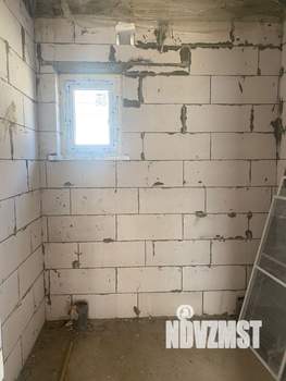 Дом 100м&sup2;, 2-этажный, участок 5 сот.  