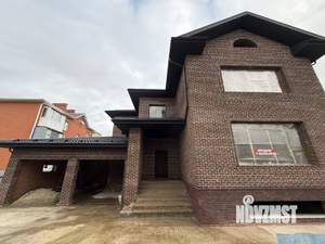 Дом 380м&sup2;, 2-этажный, участок 10 сот.  