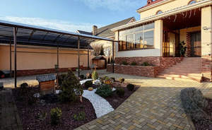 Дом 262м&sup2;, 3-этажный, участок 8 сот.  