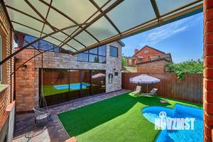 Дом 379м², 2-этажный, участок 7 сот.  