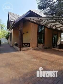 Дом 200м², 2-этажный, участок 5 сот.  