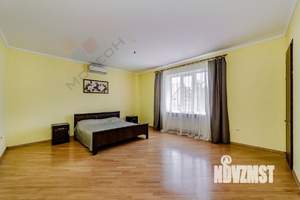 Дом 341м², 2-этажный, участок 8 сот.  