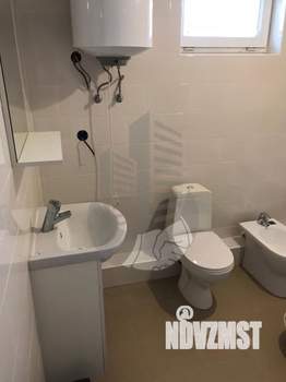 Дом 160м&sup2;, 1-этажный, участок 8 сот.  