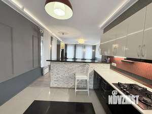 Дом 147м&sup2;, 1-этажный, участок 6 сот.  