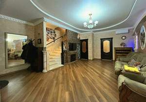 Дом 120м&sup2;, 2-этажный, участок 3 сот.  