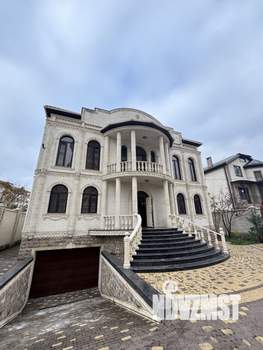 Дом 600м&sup2;, 3-этажный, участок 8 сот.  