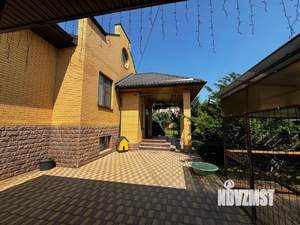 Дом 360м&sup2;, 2-этажный, участок 10 сот.  