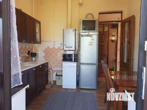 Дом 128м&sup2;, 2-этажный, участок 3 сот.  