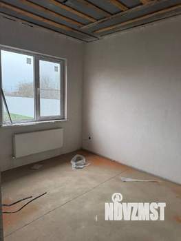 Дом 100м&sup2;, 1-этажный, участок 4 сот.  