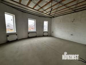 Дом 195м&sup2;, 2-этажный, участок 5 сот.  