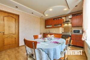 Дом 120м², 2-этажный, участок 1 сот.  