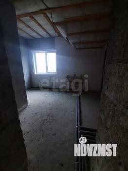 Дом 173м&sup2;, 2-этажный, участок 6 сот.  