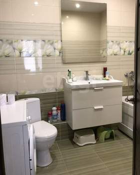 Дом 76м&sup2;, 2-этажный, участок 4 сот.  