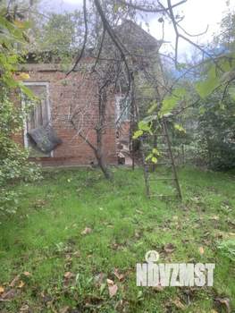 Дом 25м&sup2;, 2-этажный, участок 4 сот.  