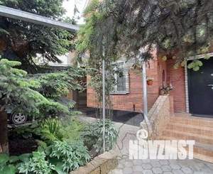 Дом 160м&sup2;, 2-этажный, участок 6 сот.  