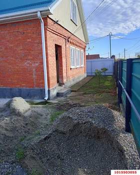 Дом 137м&sup2;, 2-этажный, участок 3 сот.  