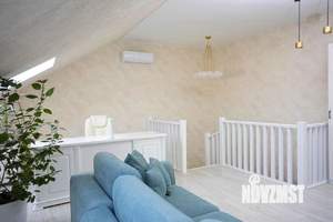Коттедж 180м², 3-этажный, участок 3 сот.  