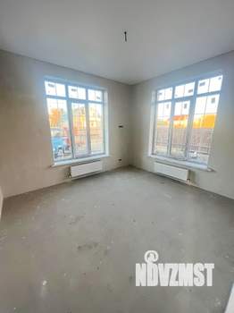 Дом 146м&sup2;, 2-этажный, участок 3 сот.  