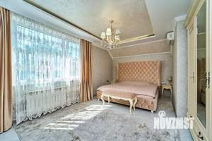 Дом 170м², 2-этажный, участок 5 сот.  