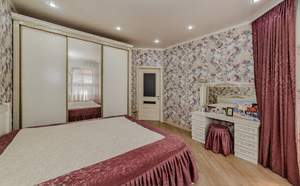 Дом 160м&sup2;, 2-этажный, участок 4 сот.  