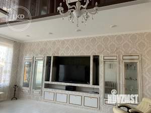 Дом 250м², 2-этажный, участок 10 сот.  