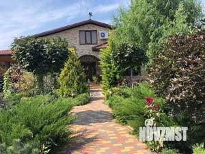 Дом 274м², 2-этажный, участок 10 сот.  