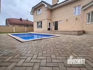 Дом 356м&sup2;, 2-этажный, участок 10 сот.  