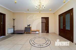 Дом 308м², 2-этажный, участок 8 сот.  