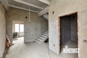 Таунхаус 180м², 3-этажный, участок 2 сот.  